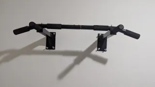 Barra de dominadas para con tornillería