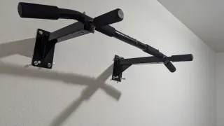 Barra de dominadas para con tornillería