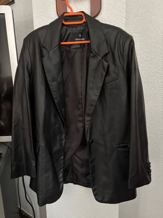 Chaqueta Stradivarius Negra Mujer