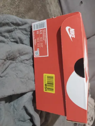 Nike zoom vomero 5 nueva