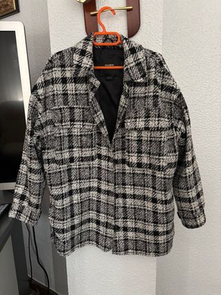 Abrigo cuadros Pull&Bear M
