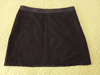 Falda de encaje negra talla L