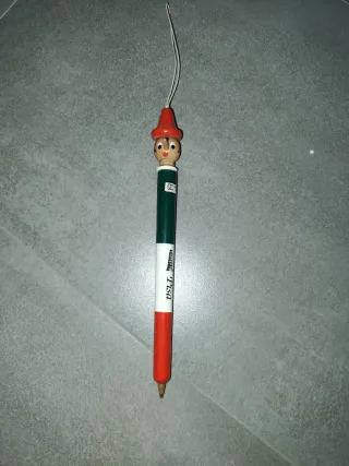 Boli bic Pinocchio Italia y lápiz england