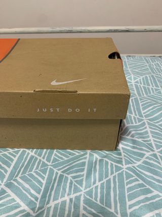 Botas de fútbol Nike negras