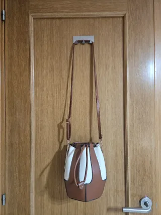 Bolso bombonera marrón y blanco