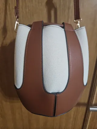 Bolso bombonera marrón y blanco