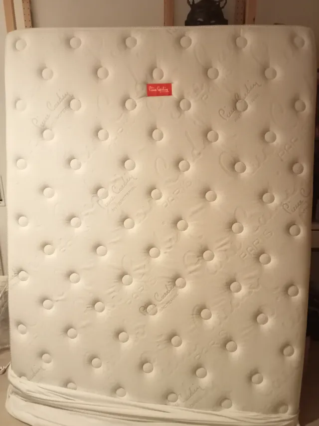 Colchón Pierre Cardin 150x190x20