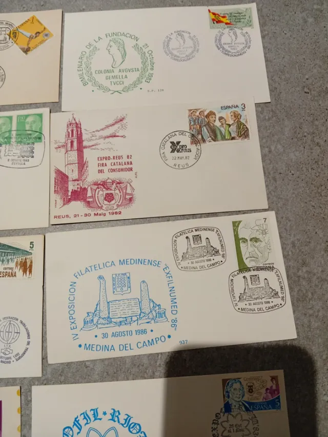 Lotto di 20 buste e cartoline filateliche