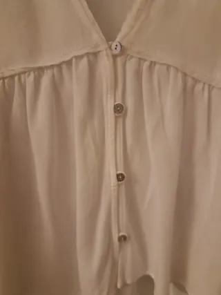 Blusa blanca Pull&Bear