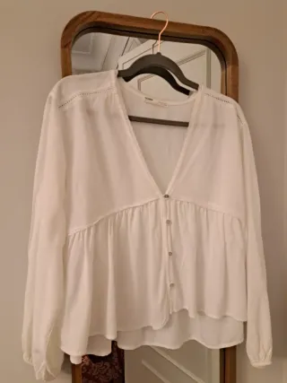 Blusa blanca Pull&Bear