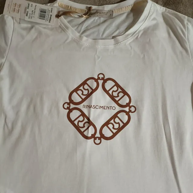 Camiseta blanca Rinascimento