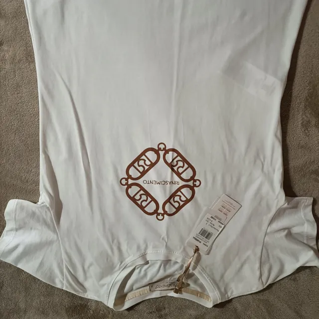 Camiseta blanca Rinascimento