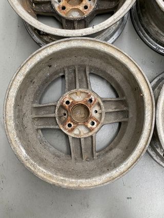 LLANTAS Stromberg SEAT 600 127 124 131 132 FIAT