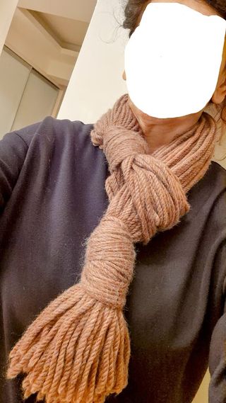 Sciarpa in lana effetto gomitolo