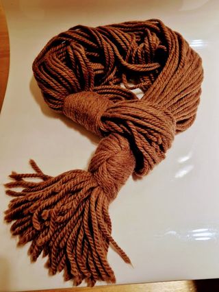 Sciarpa in lana effetto gomitolo