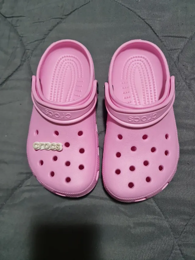 Crocs rosas talla 36