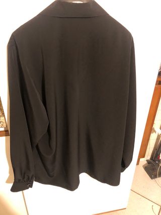 Camicia sartoriale nera da donna in seta