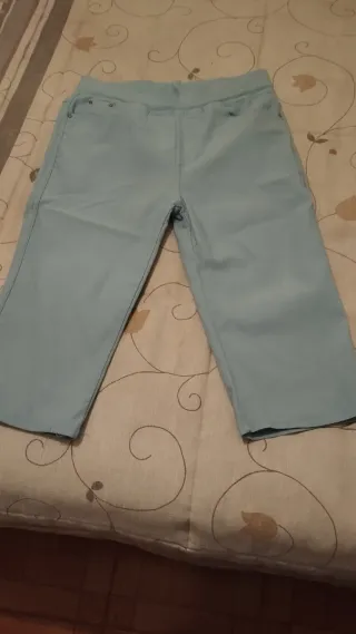 Pantalón pirata azul