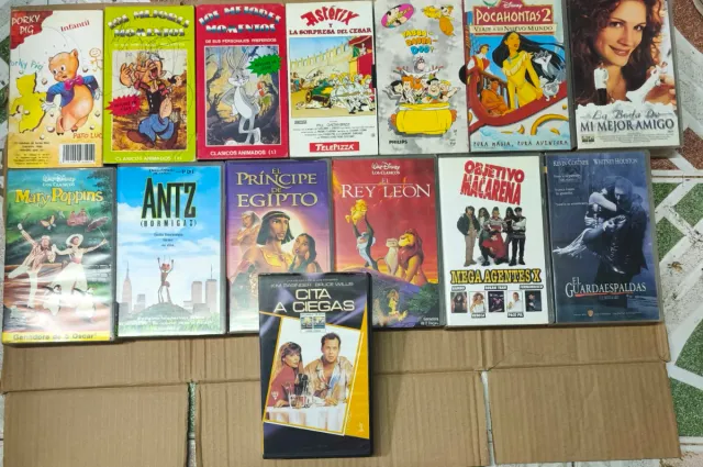 Lote 15 Películas VHS Animadas Familiares
