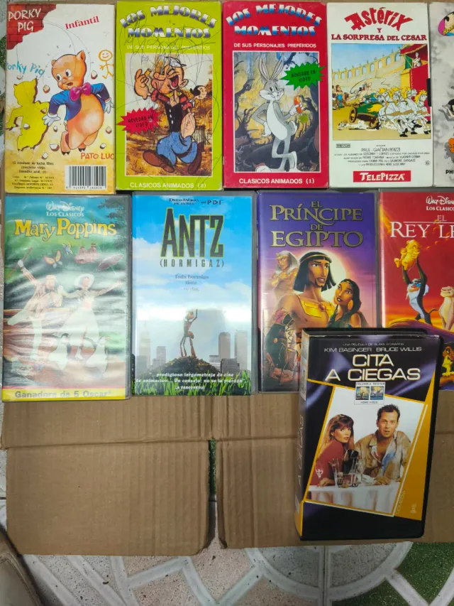 Lote 15 Películas VHS Animadas Familiares