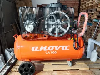 Compresor aire profesional ANOVA CA100 de 100 litr
