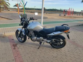Honda CBF 500