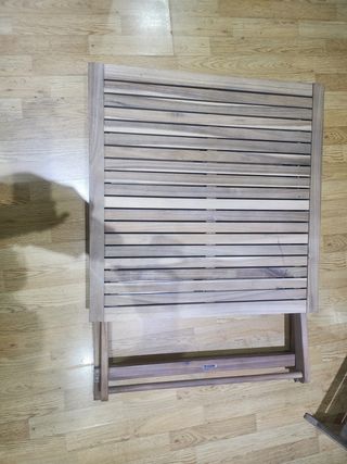 Mesa plegable madera + 1 silla jardín