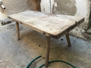 Mesa Matancera de Madera Rústica..