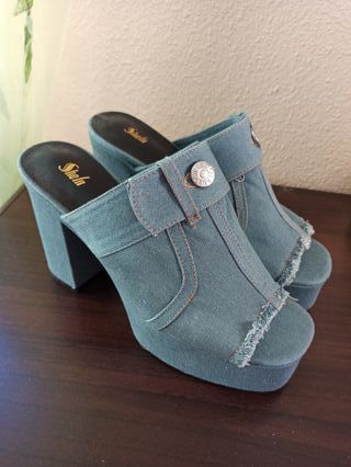 Zapatos de tacón con plataforma