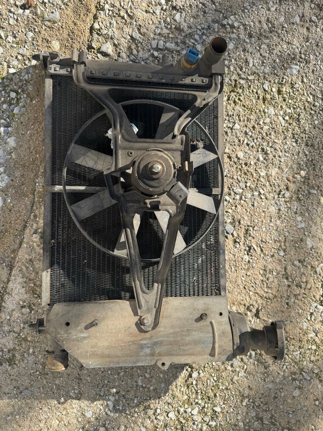 Radiador Saxo VTS 8V