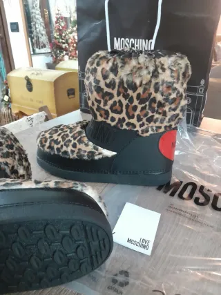 Stivali Love Moschino leopardati n.39/40