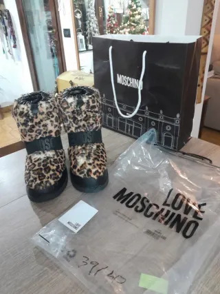 Stivali Love Moschino leopardati n.39/40