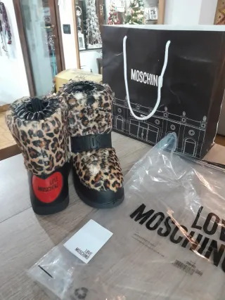 Stivali Love Moschino leopardati n.39/40