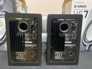 Coppia di monitor da studio Yamaha HS7