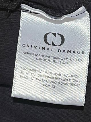 Camiseta Criminal Damage Negra Talla M