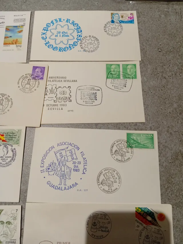 Lotto di 20 buste e cartoline filateliche