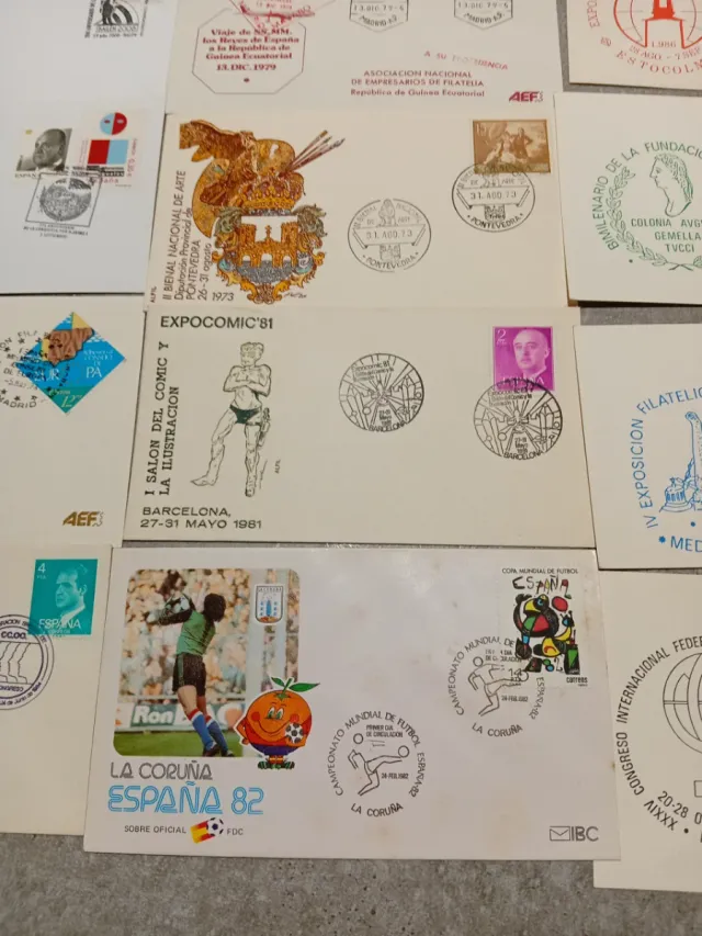 Lotto di 20 buste e cartoline filateliche