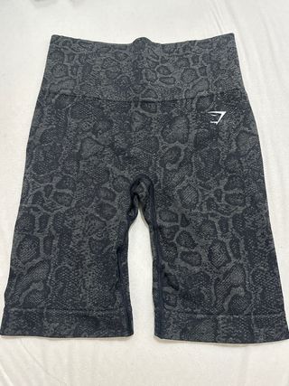 Mallas cortas Gymshark efecto piel serpiente