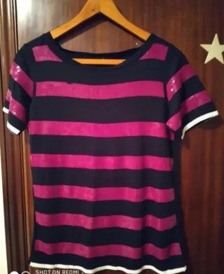 Camiseta de lentejuelas rayas anchas negro, burdeo