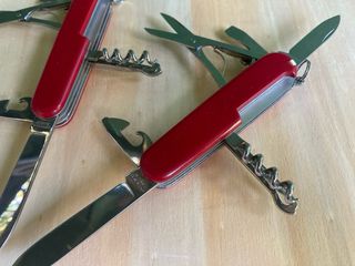 2x Canivetes Victorinox Climber Vermelhos