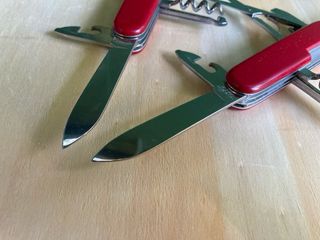 2x Canivetes Victorinox Climber Vermelhos