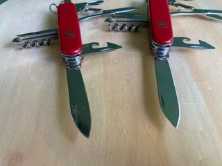 2x Canivetes Victorinox Climber Vermelhos