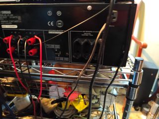 Amplificador Yamaha AX-496 Natural Sound.