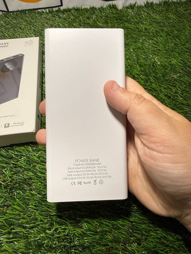 Batería Externa 50000 mAh