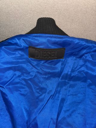 Chaqueta Diesel Bomber Azul y Blanca