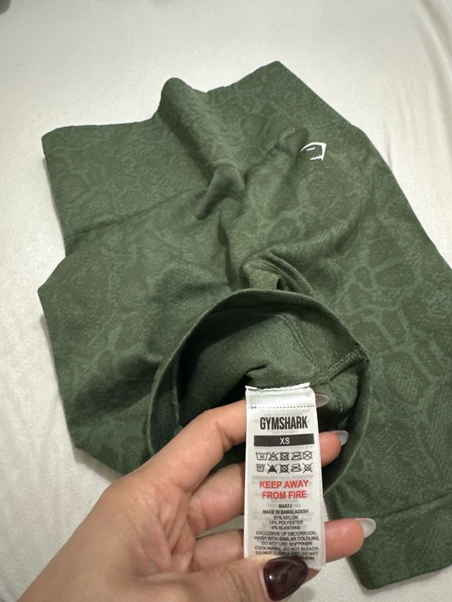 Mallas Cortas Verdes Estampado Serpiente