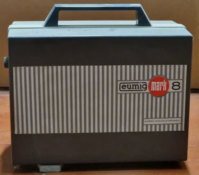 Proyector Eumig Mark 8 Super 8.