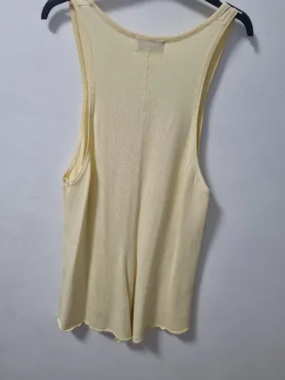 Mono corto Bershka amarillo