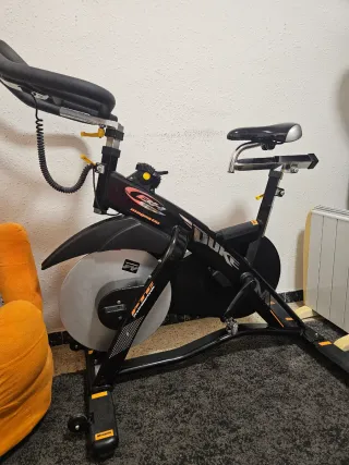 Bicicleta Ciclo Indoor BH Duke Magnetic H925