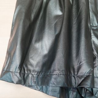 Shorts polipiel negro